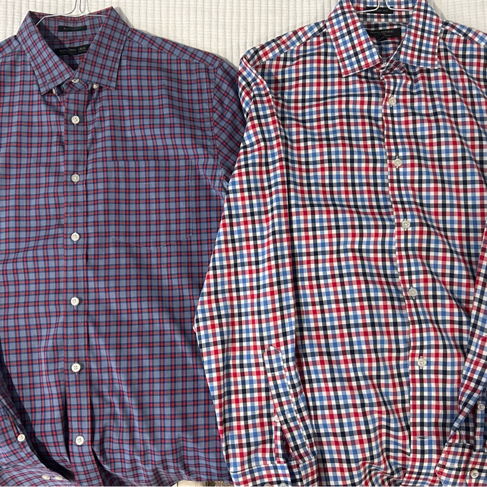 Banana Republic Casual Blue and Red Button Down Shirt
